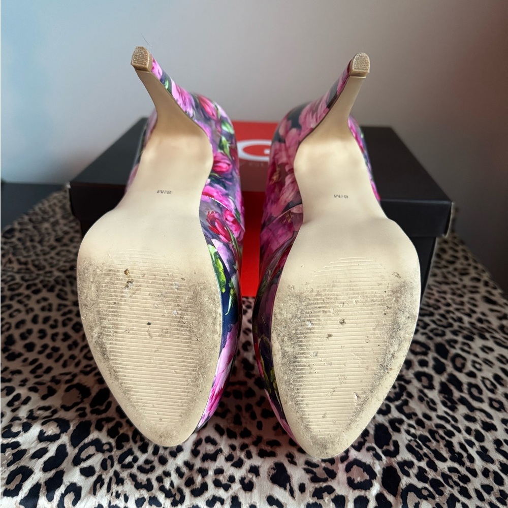 Pink Floral Heels G by Guess - Picture 5 of 5
